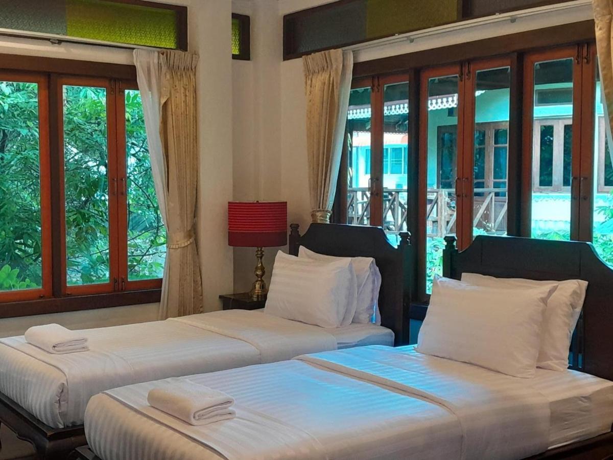 Avara Signature House Hotel Chiang Mai Exterior photo