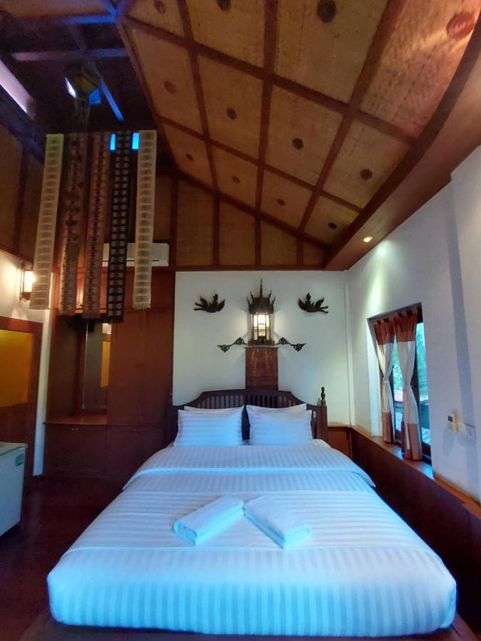 Avara Signature House Hotel Chiang Mai Exterior photo